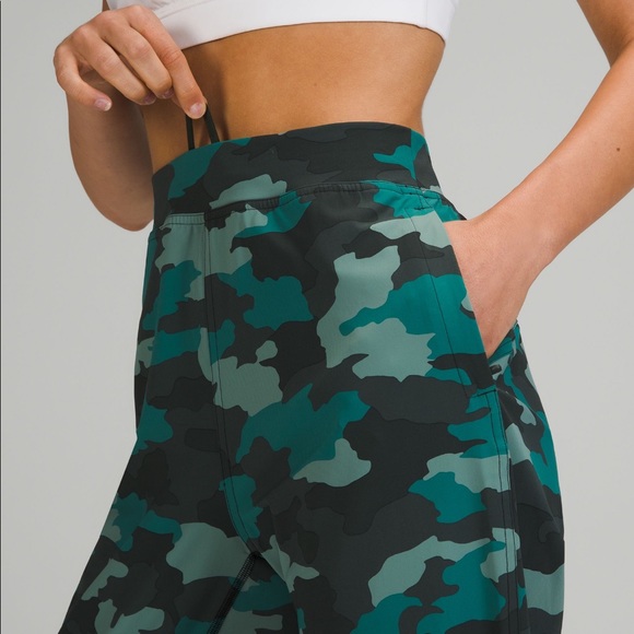 Lululemon Adapted State High-Rise Jogger Crop - Picture 3 of 4